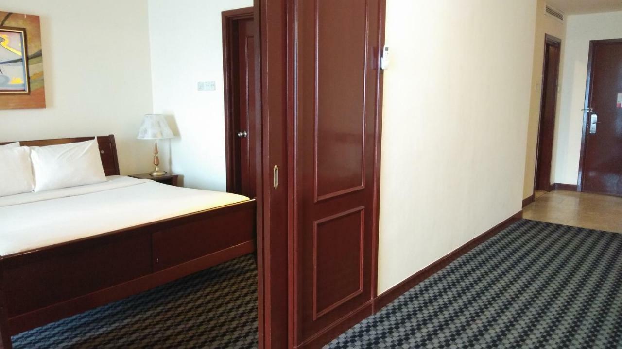 Best Service Suite At Times Square Kuala Lumpur Bagian luar foto