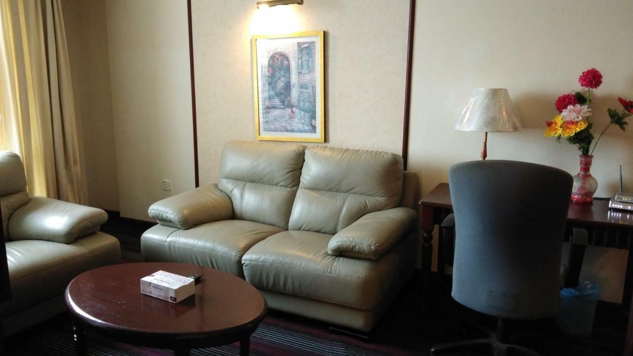 Best Service Suite At Times Square Kuala Lumpur Bagian luar foto